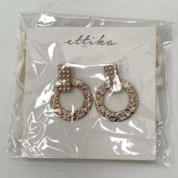 Ettika Fashion Jewelry Gold Round Flat Pearls Pierced Earrings GTE3712 NWT - Picture 3 of 4